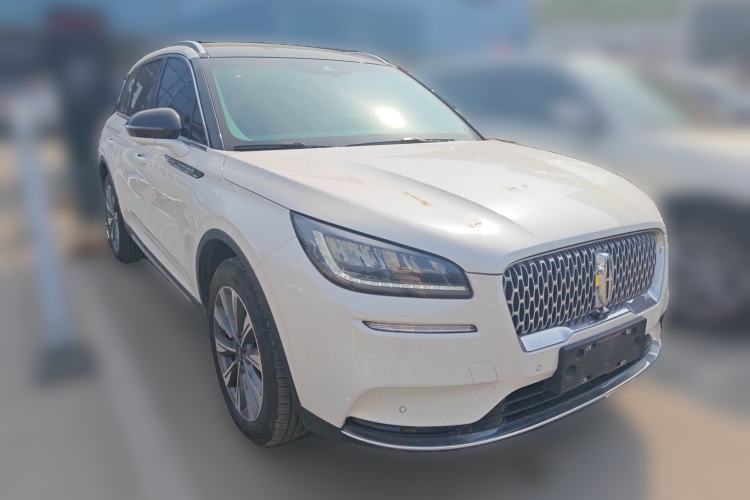 Used Lincoln Corsair 2022 2.0T Two-Wheel Drive Luxury Edition Front Right 45 Deg