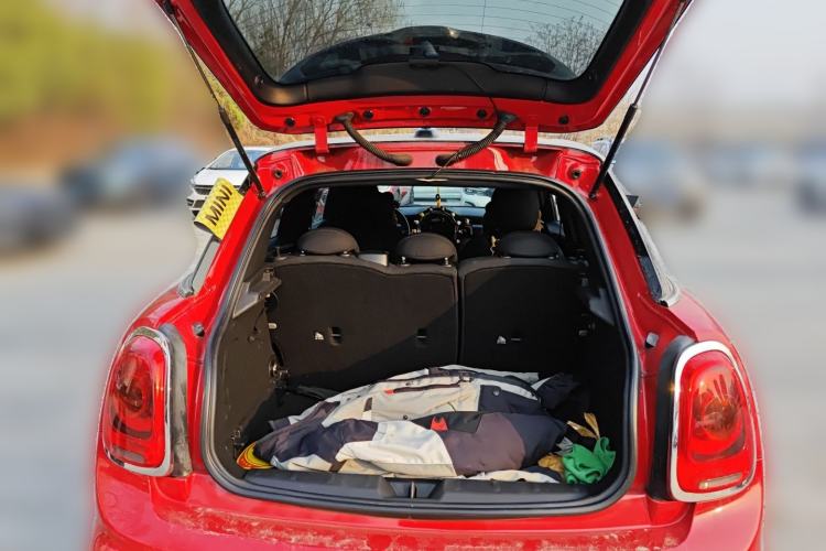 Used MINI 2016 2.0T COOPER S Performance Edition Five-Door Version Trunk