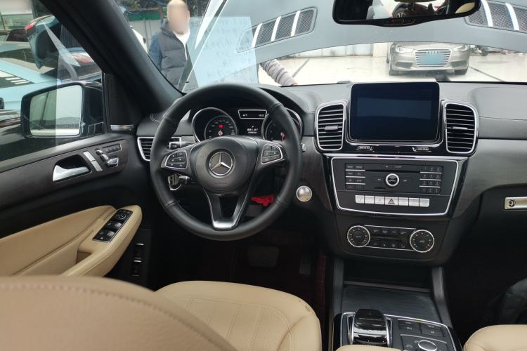 Used Mercedes-Benz GLS-Class 2016 GLS 450 Middle East version
