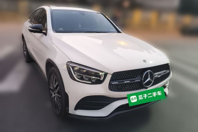 Used Mercedes-Benz GLC Coupe 2020 GLC 260 4MATIC Coupe SUV Front Right 45 Deg