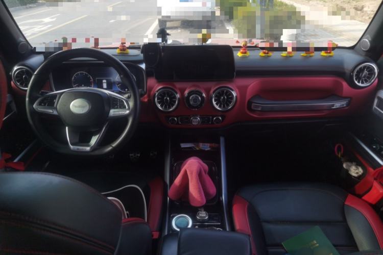 Used BAIC Off-Road BJ40 2018 PLUS 2.0T Manual Four-Wheel Drive Premium Edition China V