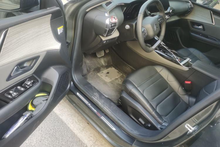 Used Citroen C5 X 2022 1.6T Xiang Bufan – Year of the Tiger New Beginnings Edition
