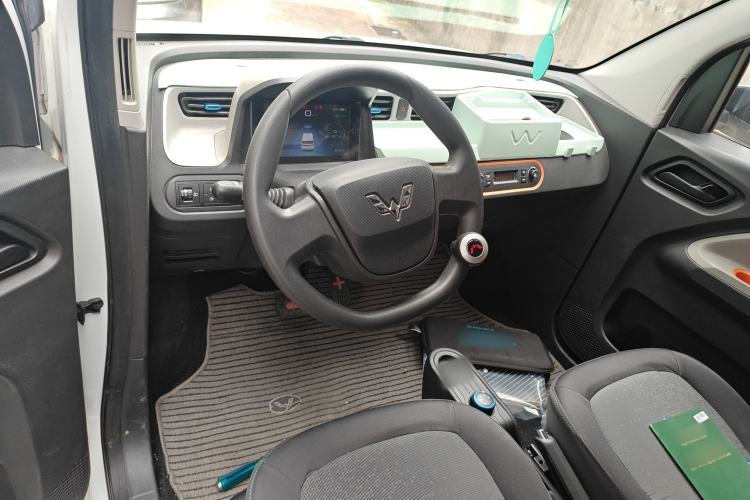 Used Wuling Hongguang MINIEV 2020 Enjoyment Model Lithium Iron Phosphate Center Console