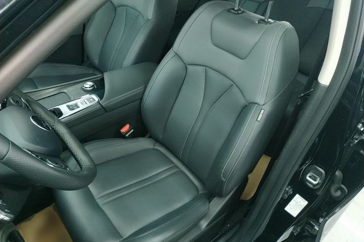 Used Dongfeng Aeolus Huge 2025 Mach Power 1.5T Luxury Version