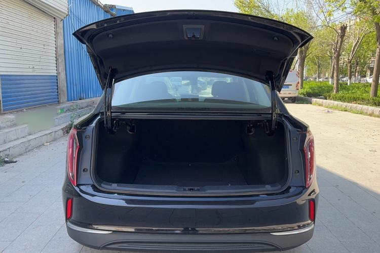 Used Hongqi E-QM5 2021 Charging Version Flagship Edition Trunk