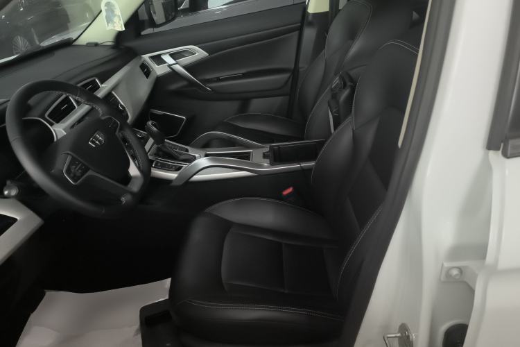 Used Geely Auto Emgrand X7 Sport 2018 1.8TD Automatic Two-Wheel Drive Smart Connect 4G Internet Edition