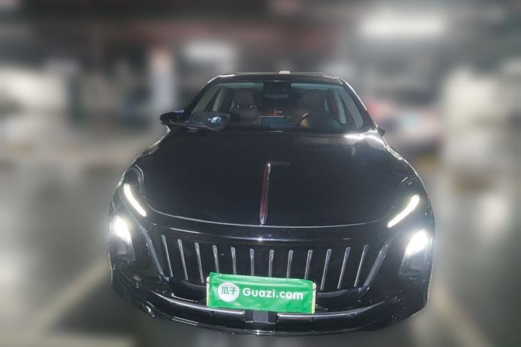 Used Hongqi E-QM5 2022 431 km Charge & Enjoy Edition