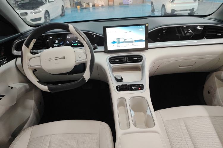 Used Geely Galaxy Geome 2025 310km Youth Edition
