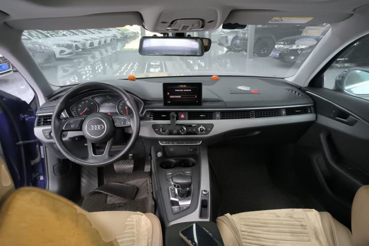 Used Audi A4L 2019 40 TFSI Ambition Version China V