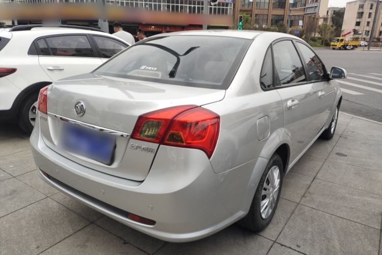 Used Buick Excelle 2015 1.5L Manual Classic Trim
