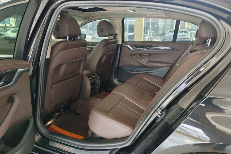 Used BMW 5 Series 2021 525Li Luxury Package