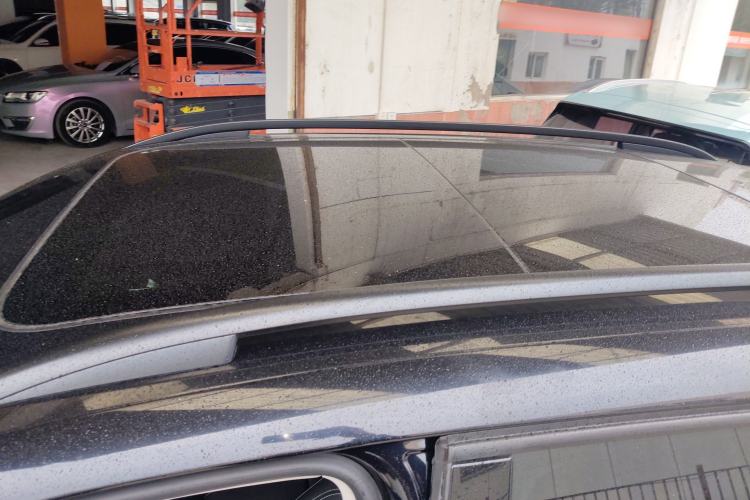 Used Volkswagen Tiguan 2017 300TSI Automatic Two-Wheel Drive Silk Road Comfort Edition Roof