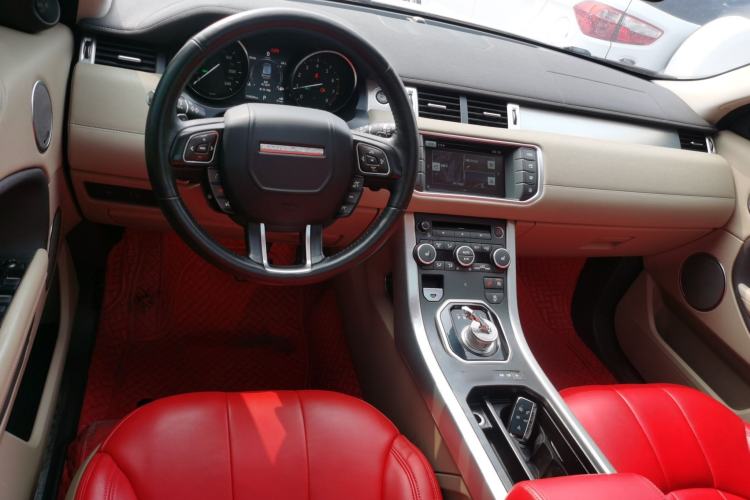 Used Land Rover Range Evoque 2016 2.0T SE Smart Glow Edition
