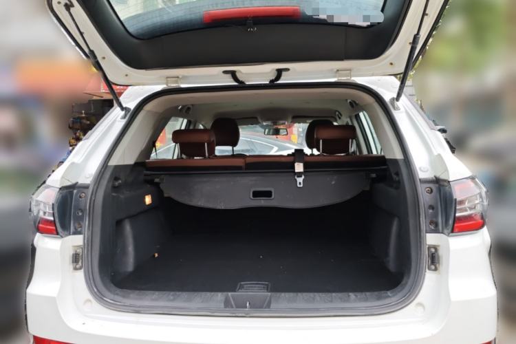 Used Brilliance V6 2018 1.5T Manual Luxury Model Trunk