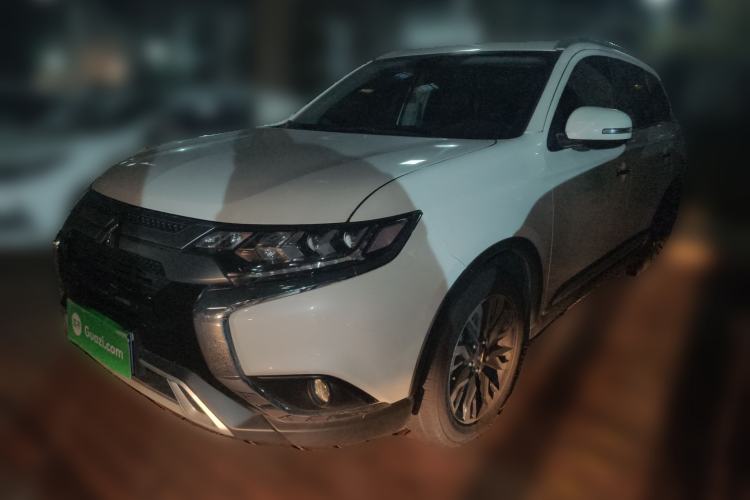 Used Mitsubishi Outlander 2020 2.4L 4x4 Zhi Xiang Edition 5 Seats