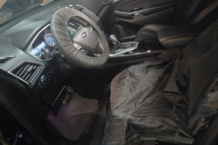 Used Ford Edge 2016 EcoBoost 245 Four-Wheel Drive Titanium 7-Seater Left Front Seat