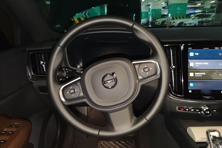 Used Volvo S60 2025 B4 Zhiyi Luxury Edition