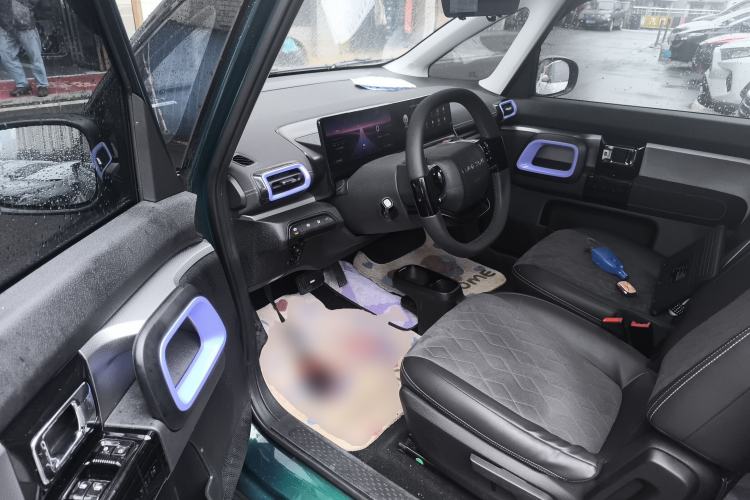 Used Baojun KiWi EV 2023 Smart Luxury Edition Lithium Iron Phosphate Driver Seat