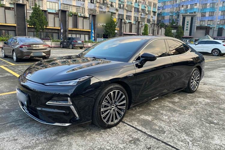 Used Geely Galaxy 8 2025 130km EM-i Flagship Edition