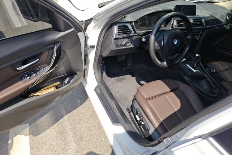 Used BMW 3 Series 2018 320Li Fashion Model
