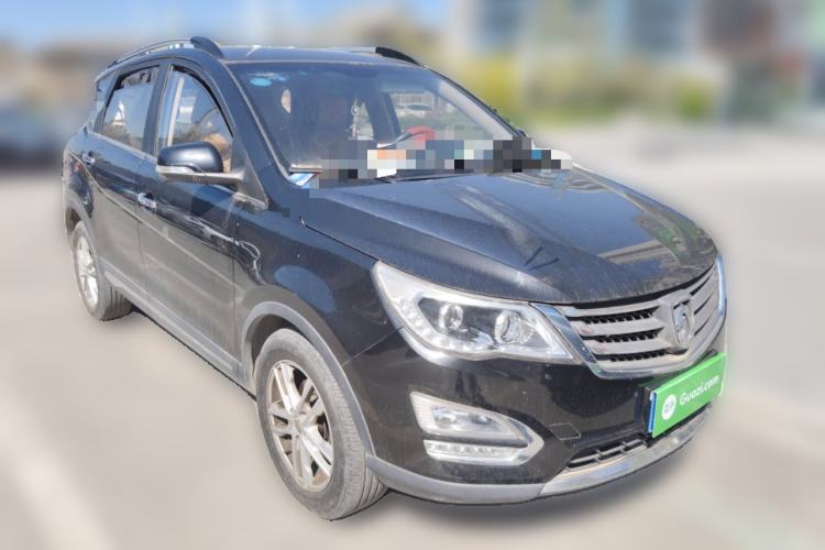 Used Baojun 560 2015 1.8L Manual Elite Edition Front Right 45 Deg
