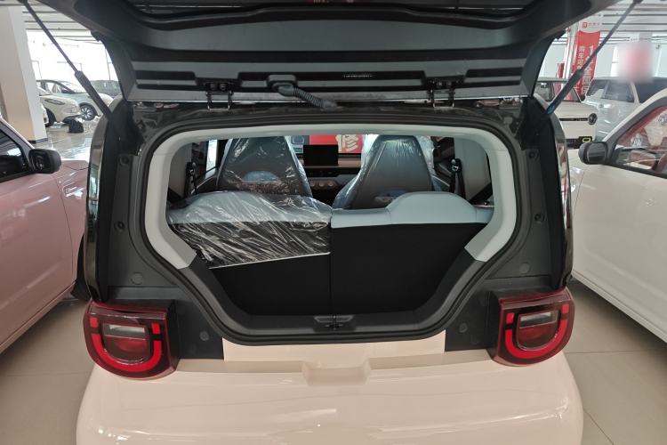 Used Chery QQ Ice Cream 2025 205km Qi Energy Version Trunk