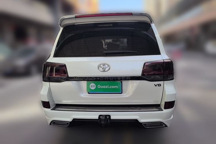 Used Toyota Land Cruiser 
