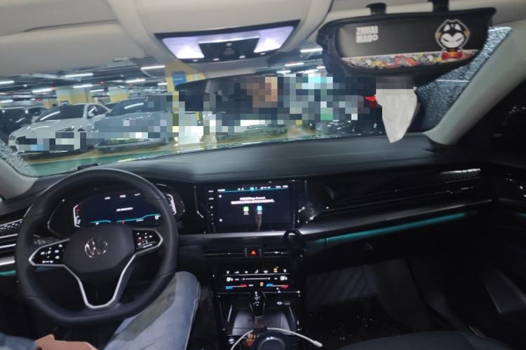 Used Volkswagen Passat 2024 380TSI Starry Dragon Edition Center Console