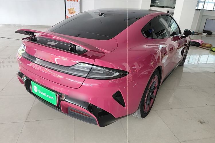 Used Xiaomi Auto SU7 2024 Four-Wheel Drive Ultra-Long Range Advanced Intelligent Driving Max Edition