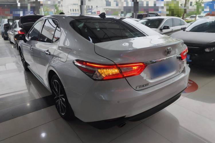 Used Toyota Camry 2021 2.5G Luxury Edition
