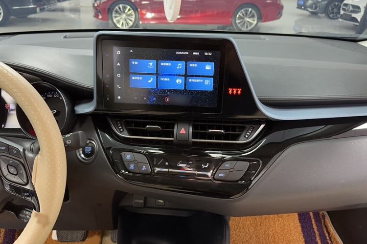 Used Toyota IZOA 2021 2.0L Enjoy Edition