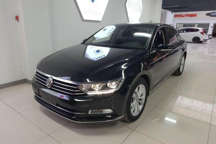 Used Volkswagen Magotan 2018 Facelift 330TSI DSG Luxury Model