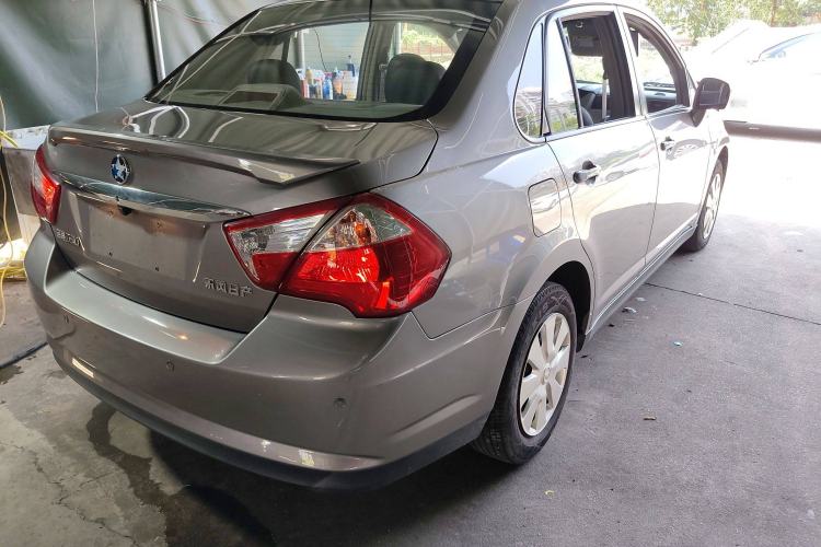 Used Venucia D50 2015 1.6L Automatic Fashion Edition