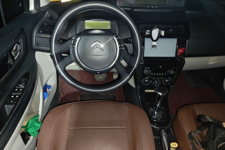 Used Citroen C-Quatre 2013 Sedan 1.6L Automatic Prestige Model Steering Wheel