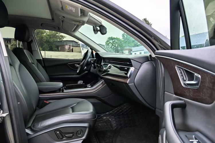 Used Audi Q7 2021 55 TFSI quattro S line Sport model