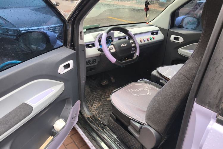 Used Chery QQ Ice Cream 2022 170km Sundae Phosphate Lithium-Ion Driver Seat