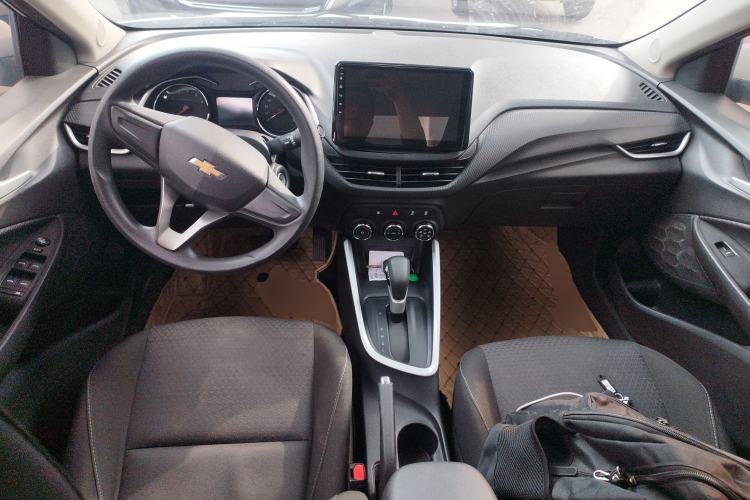 Used Chevrolet Cavalier 2020 325T Automatic Enjoyment Edition Center Console