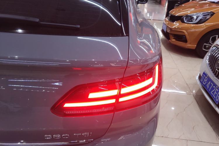 Used Volkswagen FAW-Volkswagen CC 2024 Estate Car 380TSI Hunter's Heart Edition
