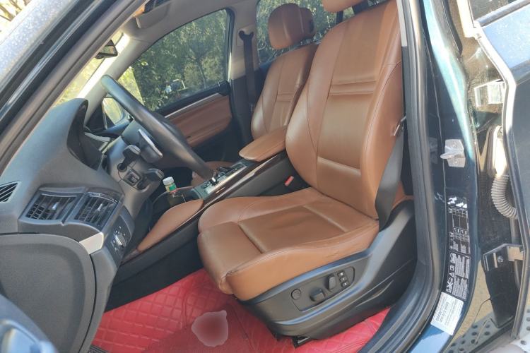 Used BMW X6 2013 xDrive35i Left Front Seat