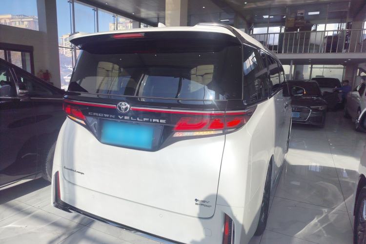 Used Toyota Vellfire 2024 Crown Dual-Engine 2.5L Ultimate Edition
