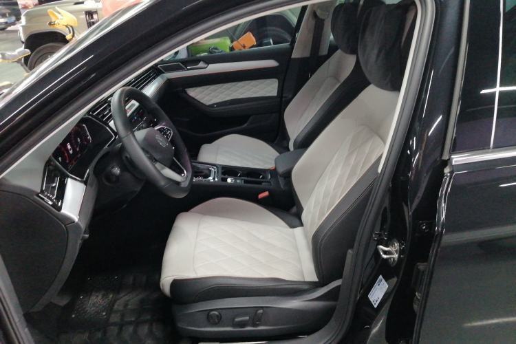 Used Volkswagen Magotan 2023 2 Million Units Commemorative Edition 330TSI DSG Luxury Version