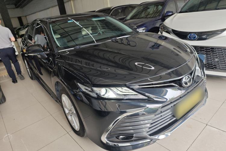 Used Toyota Camry 2023 2.0G Luxury Edition
