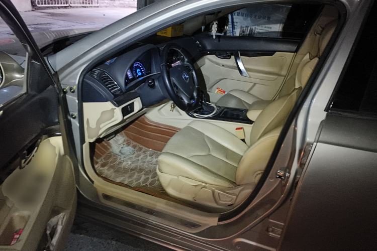 Used CHANGAN Raeton 2014 1.8T Automatic Elite Anniversary Edition China IV Standard
