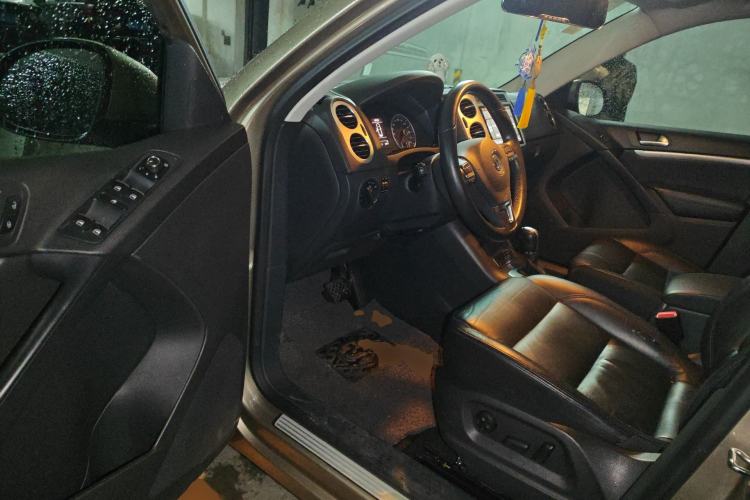 Used Volkswagen Tiguan 2015 1.8TSI Automatic Two-Wheel Drive Comfort Edition Driver Seat