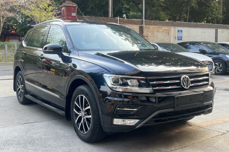 Used Volkswagen Tiguan L 2018 Revised Version 330TSI Automatic Two-Wheel Drive Comfort Edition

