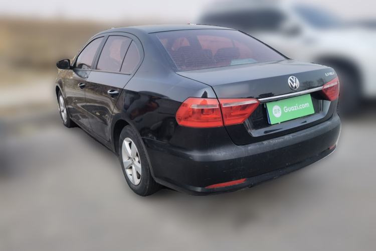 Used Volkswagen Lavida 2015 1.6L Automatic Fashion Edition
