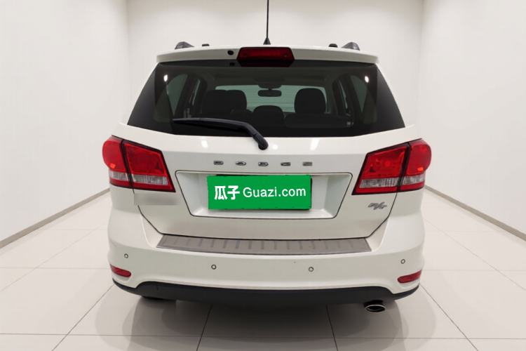 Used Dodge Journey 2013 2.4L Two-Wheel Drive Luxury Version