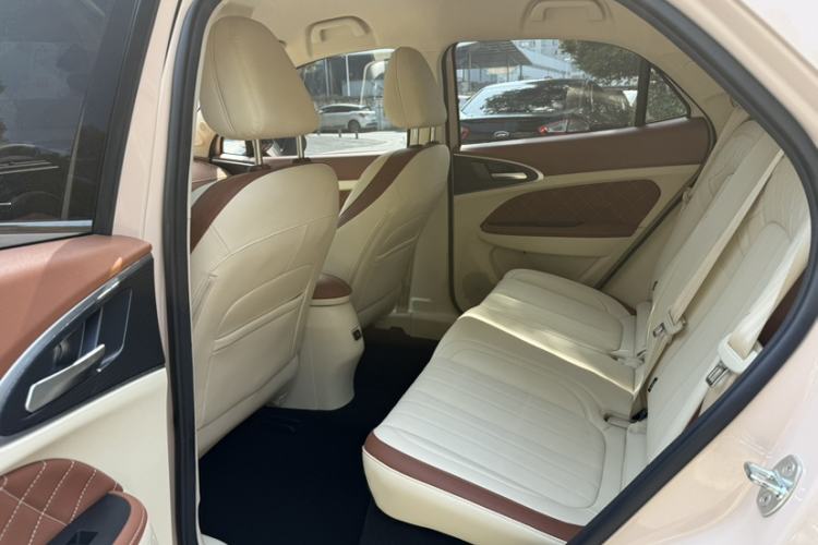 Used ORA Good Cat 2022 Morandi Edition 400km Standard Range Two-Week Young Enjoyment Version Lithium Iron Phosphate
