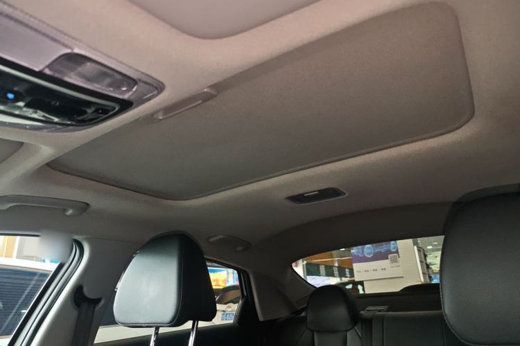 Used Hyundai Elantra 2023 1.5L CVT LUX Prestige Edition Headliner