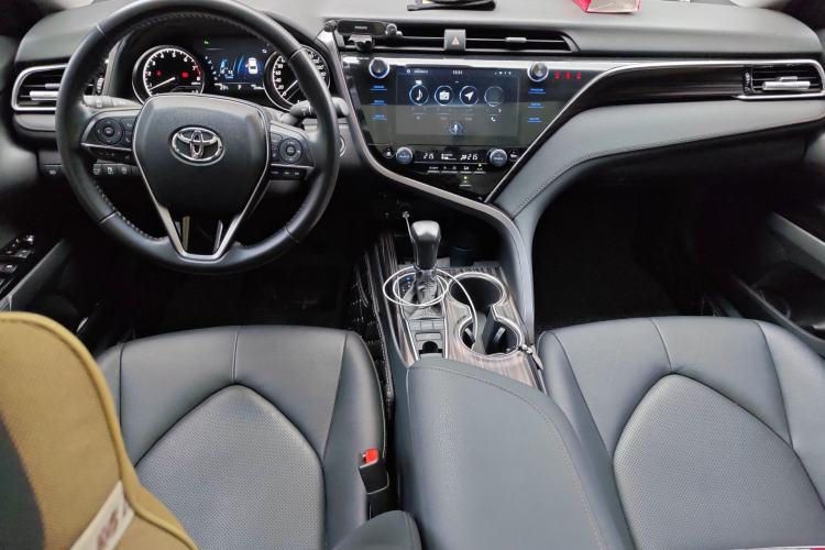 Used Toyota Camry 2019 Revised Version 2.5G Luxury Edition Center Console